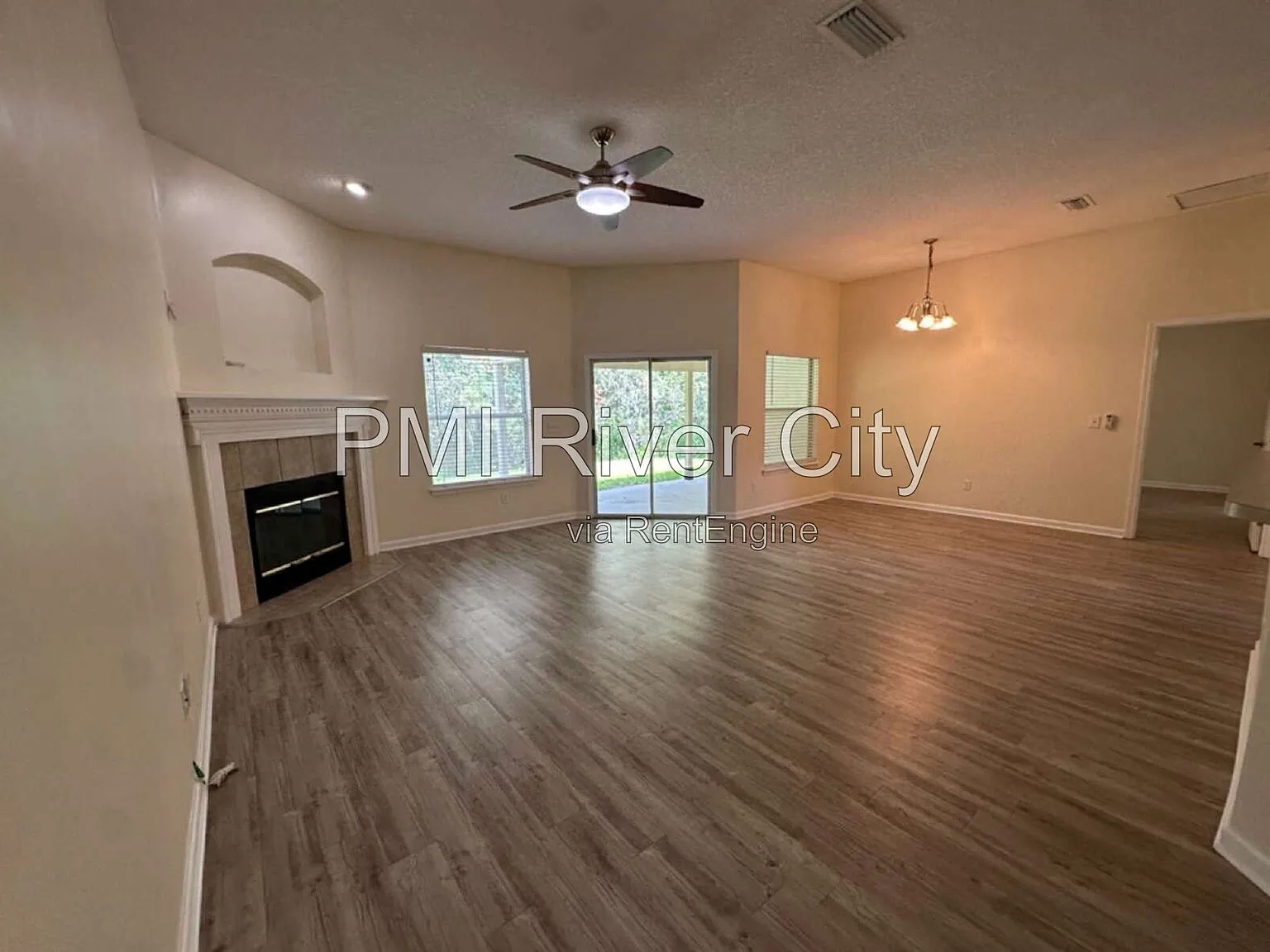 3 bed, 2.0 bath, 1778 sqft, $1,995 — Photo 4