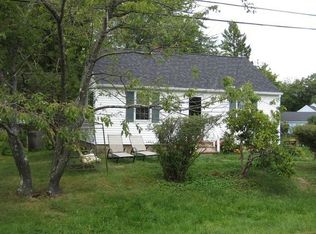 107 Leach Rd, Eliot, ME 03903