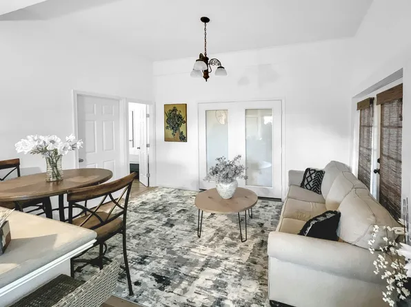 2117 Greta Ln, Fort Worth, TX