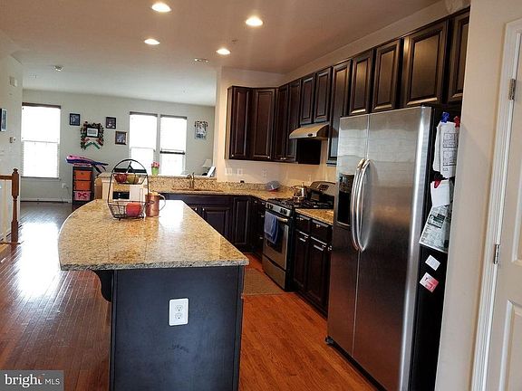 5th image of 3953 Broadheath Cir