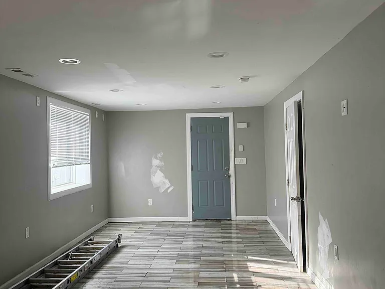 913 Cooks Ln #FIRSTFRONT — Photo 14