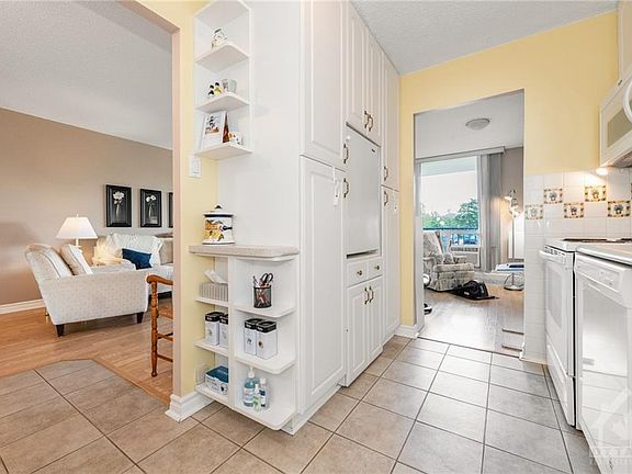 5th image of 665 Bathgate Dr #110