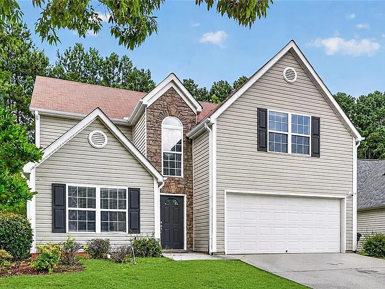 325 Shadowbrooke Cir — Photo 2