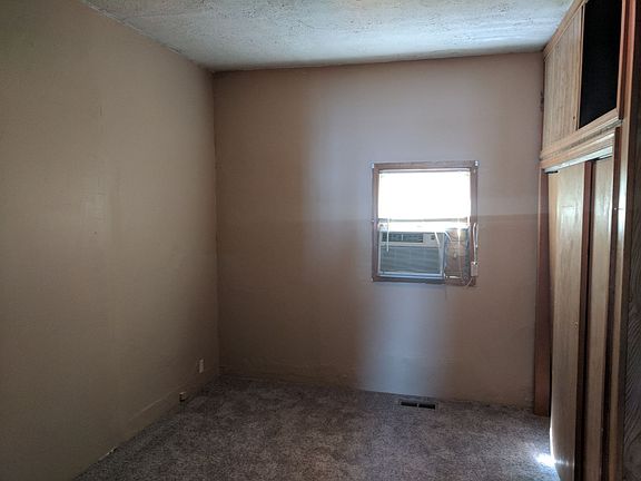3rd image of 1309 S Sheffield Ave