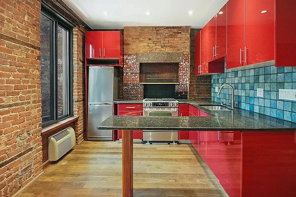 Rented by J Misrahi Realty Corp | media 3