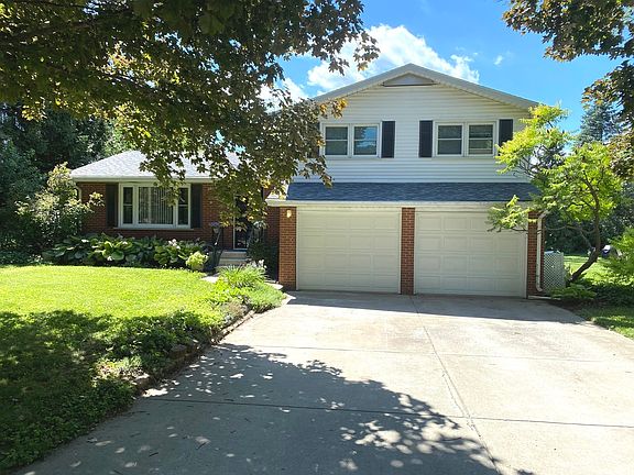 2nd image of 2870 N Osage Dr