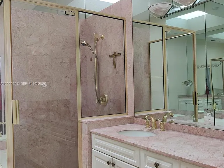 17276 Bermuda Village Dr #17276 — Photo 37