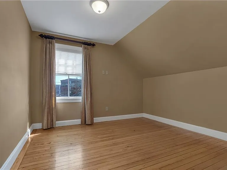 98 Butler Ave — Photo 20