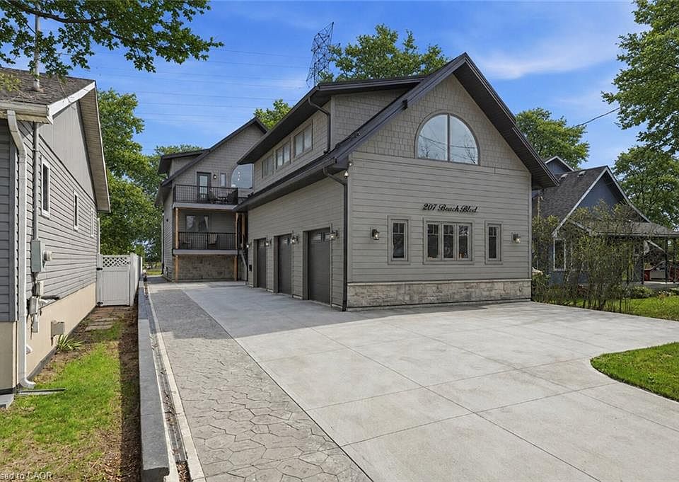 1st image of 207 Beach Blvd