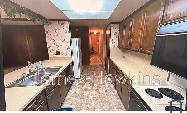 4409 McCampbell Dr — Photo 2