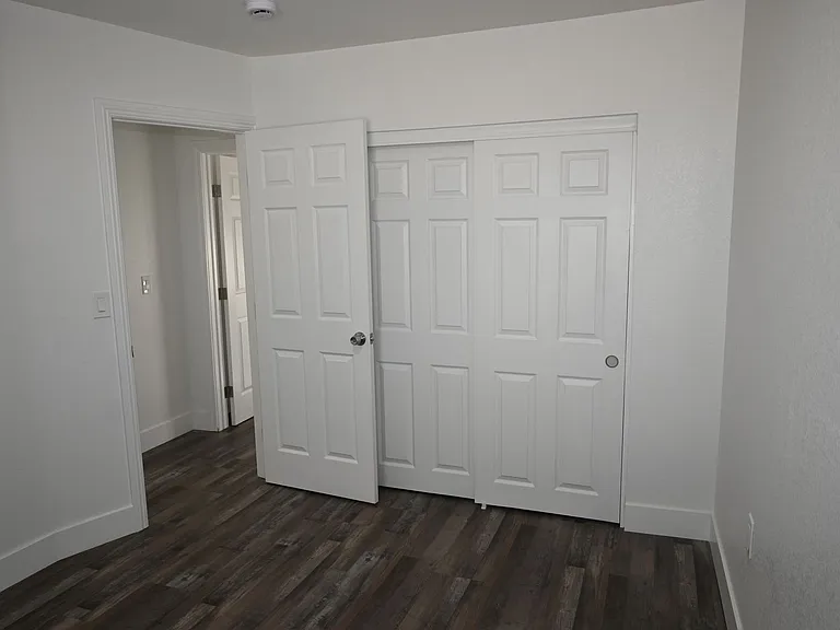 1007 C St #1 — Photo 15