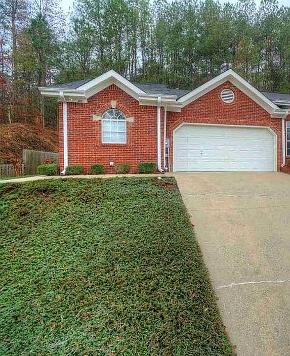 1st image of 415 Creekview Cir