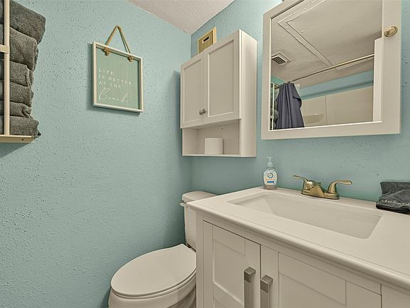 5th image of 6300 Seawall Blvd