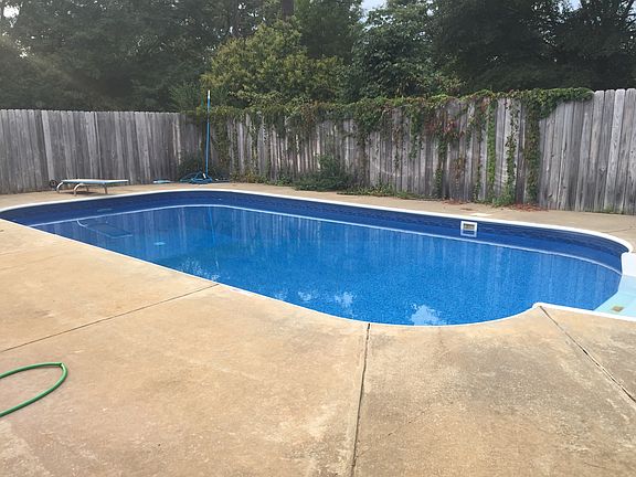 New pool liner May 2016