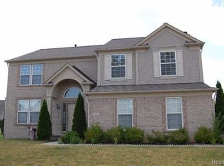 6122 Cherrywood Dr, Ypsilanti, MI 48197