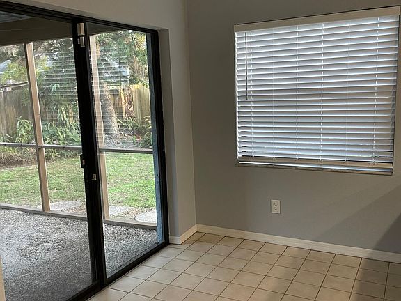 5th image of 15108 Heathridge Dr