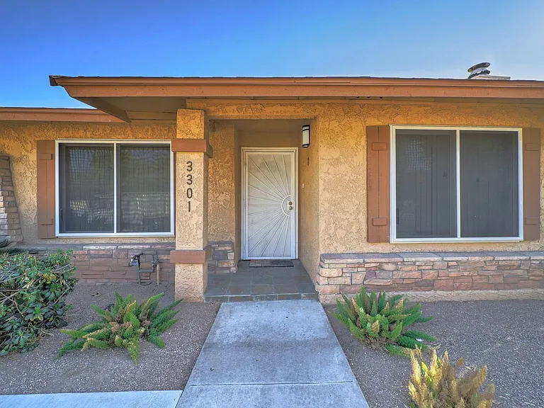 3301 W Loma Ln #1 — Photo 4