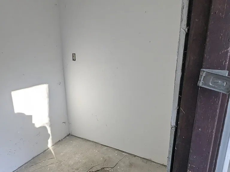 23 Bedford St — Photo 46
