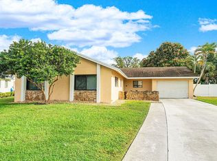 603 White Water Dr, West Palm Beach, FL 33413