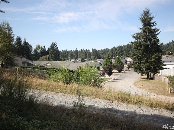 2nd image of 16215 74th Ave E