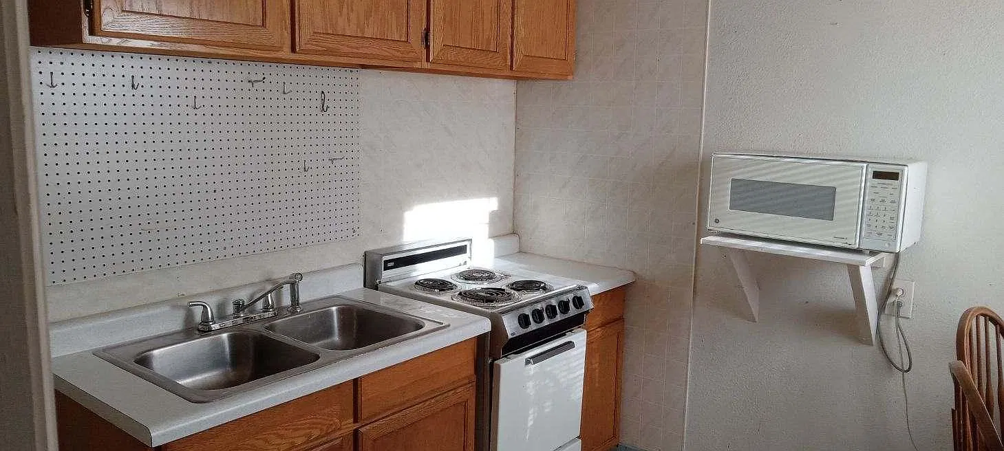 1 bed, 700 sqft, $1,000 — Photo 1