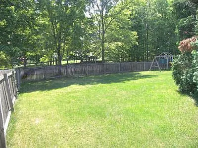 16477 Forestwood Dr — Photo 23