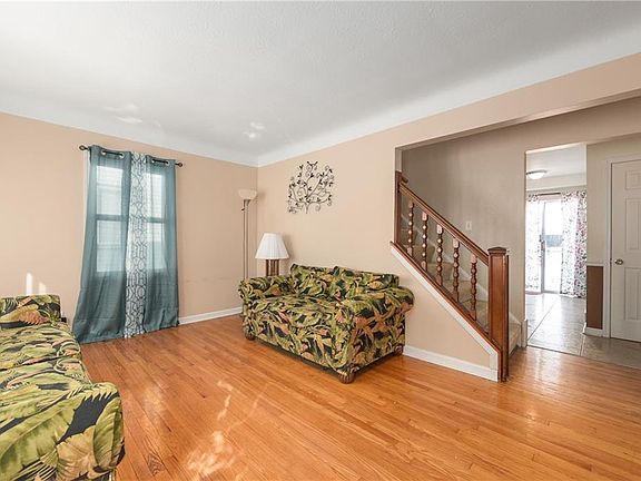 5th image of 2502 Klusner Ave