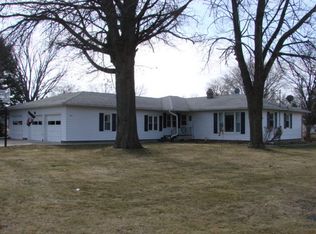 603 E 3rd St, Prophetstown, IL 61277