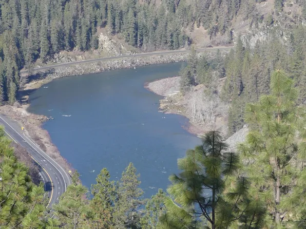 1404 Carrot Ridge Rd, Kamiah, ID 83536