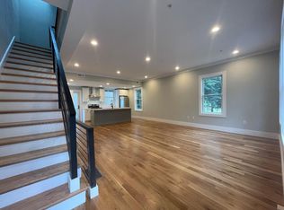 199 Boylston St #2, Brookline, MA 02445