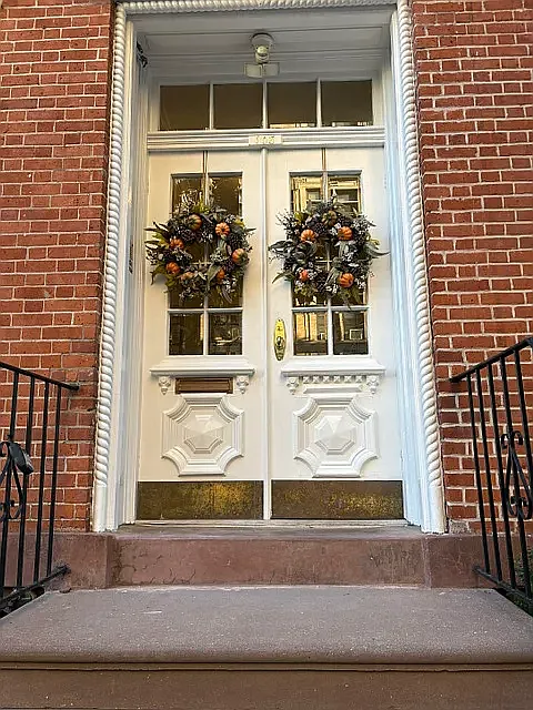 108 Washington Pl #B