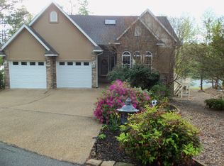 26 Vereda Ln, Hot Springs Village, AR 71909