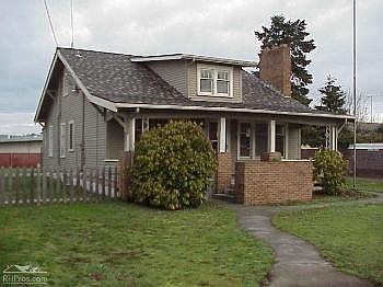 1st image of 115 10th Ave SE