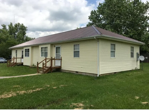 793 Posten St APT E, Fordland, MO 65652