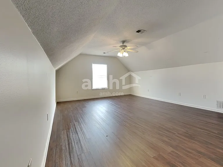 5718 Eagleston Dr — Photo 25