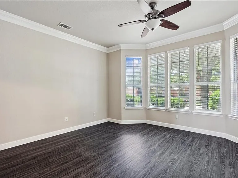 708 San Antonio Trl — Photo 5