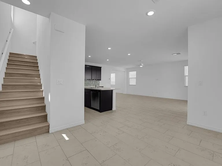 4368 Bayley Skye Ave — Photo 14