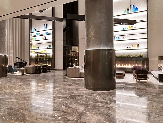 Rented by Extell Marketing Group LLC | media 30