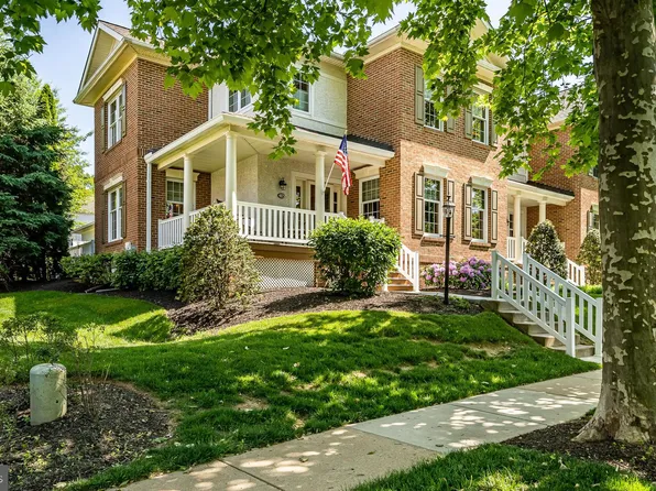 485 Fairmont Dr, Chester Springs, PA 19425