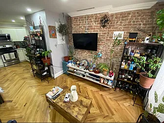 Rented by Aron Fried, LREB