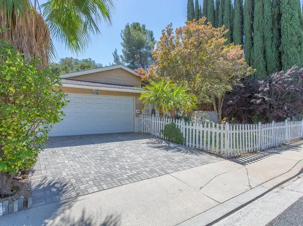 29372 Hillrise Dr, Agoura, CA 91301