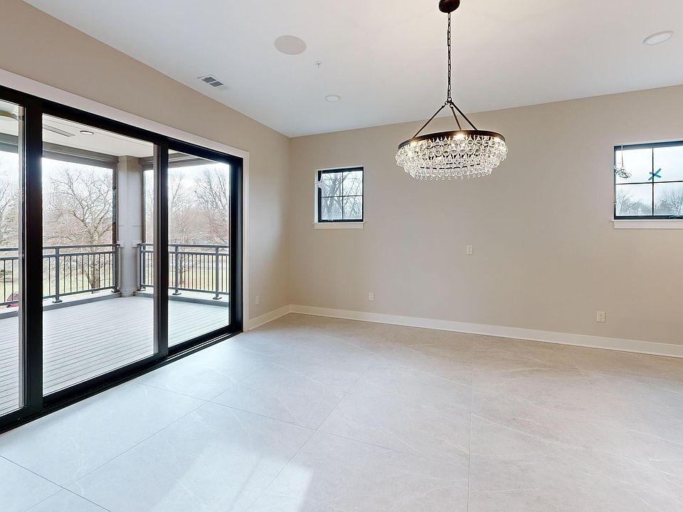 2nd image of 728 Pawnee Rd #210