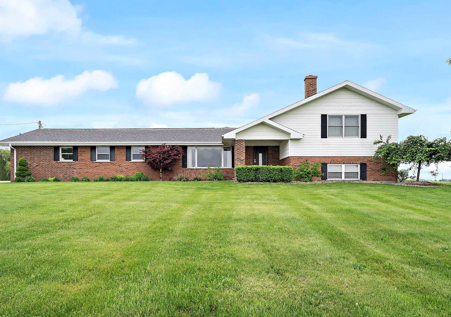2986 N 2500 East Rd, Beaverville, IL 60912 Zillow