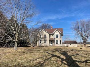 2704 N 1800th Ave, Coal Valley, IL 61240