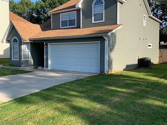 2nd image of 2521 Bonnie Oaks Dr SW