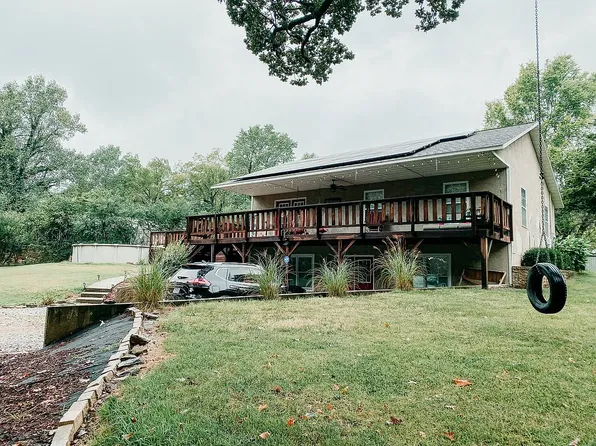 1010 Bluff St, Seneca, MO 64865