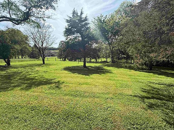 5th image of 1157 N Cedar Ridge Dr
