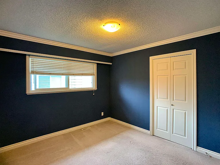 8540 Wagner Dr — Photo 19