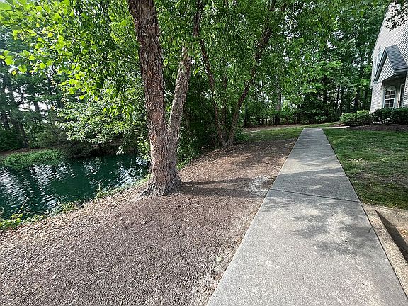 2nd image of 4904 Adelia Dr