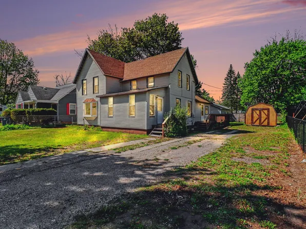 420 W 5th St, Evart, MI 49631